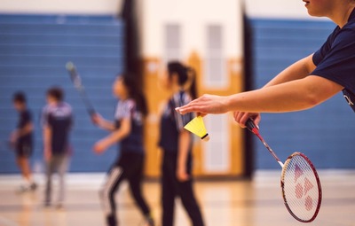 Badminton +